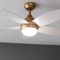Stropný ventilátor Cecotec EnergySilence Aero 4200 GoldLightWood so svetlom – 106 cm, 53 W motor, 15 W LED, 3 úrovne jasu, diaľkové ovládanie, 5 lopatiek 5