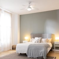 Stropný ventilátor so svetlom Cecotec EnergySilence Aero 4200 LightWood, 106 cm, 53 W motor, 15 W LED, diaľkové ovládanie, 5 lopatiek, 3 rýchlosti, bielo-hnedý 4