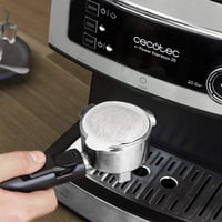 Cecotec Eszpresszó és Cappuccino Kávéfőző Gép, 20 Bar Nyomás, 850W, Dupla Kifolyó, Tejhabosító, Csészemelegítő, Fekete 6