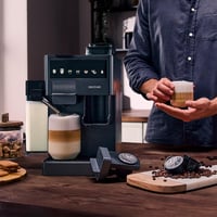 Cecotec Freestyle Grind & Latte aparat za kavu na kapsule, 1400 W, 20 bara, spremnik za vodu 1,6 L, konusni mlinac za kavu, zaslon osjetljiv na dodir, automatsko čišćenje 5