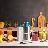 Cecotec Juice&Fresh 400 Titanium fehér kompakt mixer 400W fekete titánium koronggal 5