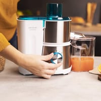 Cecotec Juice&Fresh 400 Titanium fehér kompakt mixer 400W fekete titánium koronggal 4