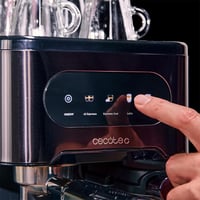Cecotec Power Espresso 20 ColdBrew Latte+ Eszpresszógép 1350W 20 bar Színes Érintőkijelző 1,5L Víztartály 500ml Tej Sötét Acél Dupla Kar 6