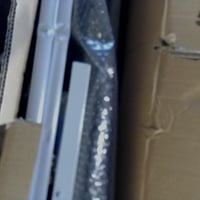 Detská záhradná súprava roba s lavicou s operadlom, skladací drevený stôl a 2 stoličky – Výrobok bol pri preprave poškodený (stav: pozri 2. obrázok) 2
