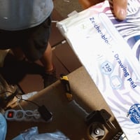 Výkresový blok Pelikan A3, 20 listov, 120 g/m² biely papier, obal s rôznymi motívmi, 1 ks – predná strana — predná strana mierne natrhnutá (stav: pozri 2. obrázok) 2
