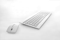 CHERRY DW 8000 bezdrôtová súprava klávesnice a myši, rozloženie klávesnice EU QWERTY, ultratenký dizajn, myš s infračerveným snímačom, bielo-strieborná 2
