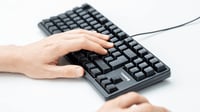 Tastatură de gaming mecanică CHERRY G80-3000N RGB TKL – Switch-uri MX Silent Red, layout german QWERTZ, cu fir, negru 6