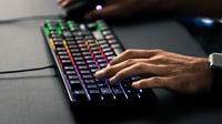 Tastatură de gaming mecanică CHERRY G80-3000N RGB TKL – Switch-uri MX Silent Red, layout german QWERTZ, cu fir, negru 3