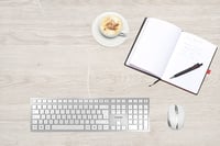 Klávesnica CHERRY KC 6000 Slim USB – ultratenký dizajn, káblová, nemecké rozloženie QWERTZ, nožnicový mechanizmus, strieborná 2