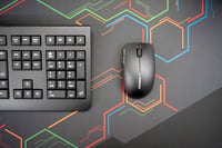 Mouse wireless CHERRY MW 2400, design simetric, 2,4 GHz, senzor optic, pentru dreptaci și stângaci, negru 3