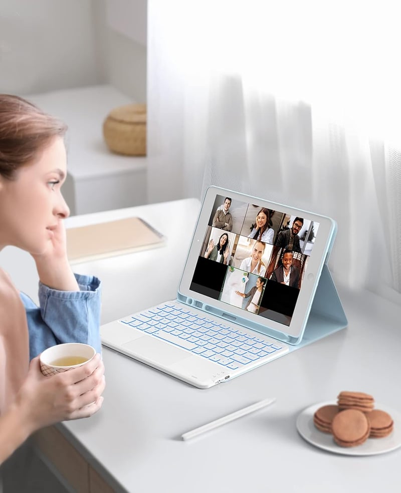 CHESONA iPad 9. generációs tok billentyűzettel, 7 szín LED, QWERTZ, kék