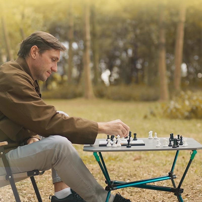 Chessnut Go Ultimate hordozható elektronikus sakkbábú mágneses rögzítéssel szürke