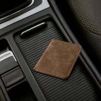 Portofel auto pentru documente CoBak Barna, buzunar pentru talon și asigurare cu închidere magnetică, organizator pentru torpedou pentru documente importante, design modern 6