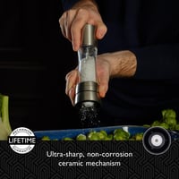 Sada mlynčekov na soľ a korenie Cole & Mason Derwent – 19 cm, nastaviteľný keramický mlecí mechanizmus, dizajn z nehrdzavejúcej ocele a akrylu, darčekové balenie 6