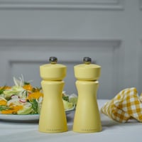 Râșniță de sare și piper Cole & Mason Kenton cu mecanism ceramic, culoare turmeric 8