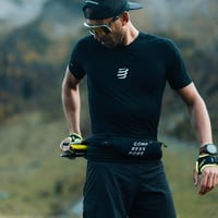 Centură de alergare Compressport Free Belt Pro - Ergonomică, ultra-ușoară, autonomie de 6 ore, compartiment mare - mărime XL-XXL 3