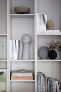 Keramická váza Cooee Design Pastille, ručne vyrobená, čierna, priemer: 15 cm, výška: 14 cm, HI-028-24-BK 4