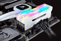 Kit de memorie Corsair Vengeance RGB PRO DDR4 16 GB (2x8 GB) 2666 MHz CL16 XMP 2.0 Alb, LED RGB 7