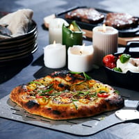Otočná lopata na pizzu Cozze Premium z nehrdzavejúcej ocele – priemer 18 cm, dĺžka rukoväti 76 cm, žiaruvzdorná, certifikácia LFGB 6