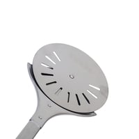 Otočná lopata na pizzu Cozze Premium z nehrdzavejúcej ocele – priemer 18 cm, dĺžka rukoväti 76 cm, žiaruvzdorná, certifikácia LFGB 3