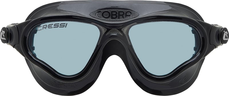Ochelari de înot Cressi Cobra pentru adulți - negru/lentile fumurii negre, anti-aburire, anti-zgârieturi și cu protecție UV