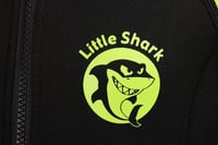 Detský neoprén Cressi Little Shark 2 mm – s krátkym rukávom, ochrana proti UV žiareniu a chladu, čierno-limetková, veľkosť 11/12 rokov 4