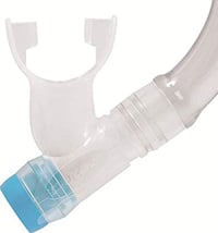 Detský a juniorský šnorchel Cressi Top Snorkel Minidry - priehľadná akvamarínová farba, unisex 2