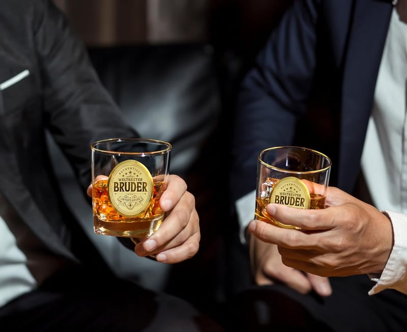 CROWNLY CRYSTAL Gravírozott Whisky Pohár Testvérnek Személyre Szabott Ajándék
