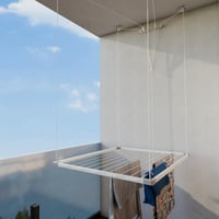 Cuncial TZ 301051 Sušiak na bielizeň na balkón a terasu – 60x58x22 cm, biely, upevniteľný na zábradlie 5