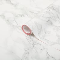 Samolepiaca fólia na nábytok d-c-fix Marmi so sivým mramorovým vzorom – 90 cm x 2,1 m, dekoratívna tapeta s mramorovým efektom 1