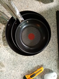 3-dielna súprava panvíc Tefal Duetto 20, 24 a 28 cm, nepriľnavý povrch, indikátor teploty, vhodná na indukciu a všetky typy sporákov 2