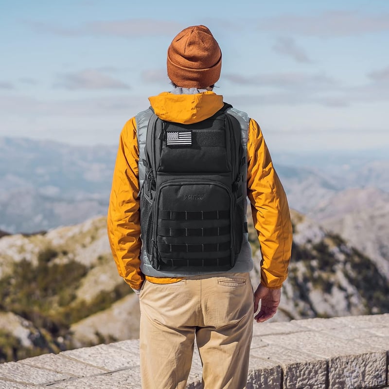 G4Free 35L Taktikai Hátizsák - Fekete Katonai Stílusú Túrazsák MOLLE Rendszerrel - Vízálló Poliészter Túra, Kemping, Vadászat és Outdoor Tev