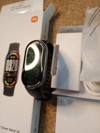 Brățară fitness Xiaomi Smart Band 10 negru, stil modern, AMOLED 1,72" — ramă ecran deteriorată, ecran zgâriat (stare: vezi a 2-a imagine) 5