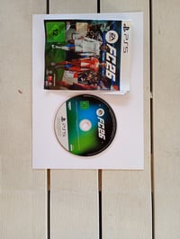 EA Sports FC 26 Standard Edition hra pre PS5 na disku – futbalový simulátor, rozbalený outletový kus, technológia HyperMotion V, UEFA 2