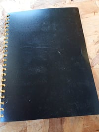 Špirálový projektový zápisník HAKACC A4, čierny, s 5 farebnými oddeľovačmi, 100 listov, 80 g/m² papier, s PVC obalom, pre študentov a kancelárske použitie 2