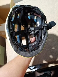 Detská cyklistická prilba ABUS Youn-I 2.0 so zabudovaným svetlom, veľkosť S (48 – 54 cm), žltá, pre chlapcov aj dievčatá 4
