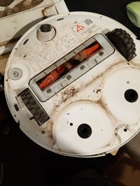Robotický vysávač Xiaomi Robot Vacuum X20+ s mopom, sací výkon 6000 Pa — na náhradné diely / na rozobratie: poškodený vysávač (stav: pozri 2. obrázok) 4