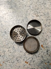 LIHAO Pollen Grinder set od 4 dijela za mljevenje začina i duhana sa strugačem za polen, nikal-crni, za ručnu upotrebu 2