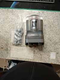 Gardena automatický rozdeľovač vody so 6 cestami, 3/4" vonkajší závit, pre automatické riadenie záhradného zavlažovania, použité. 2
