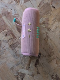 Boxă portabilă Bluetooth JBL Flip 7, Roz, Rezistentă la apă IP68 — defectă — defectă, pentru piese: Pornește (stare: vezi a doua imagine) 2
