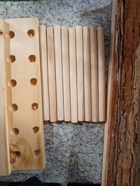 Kerbl Pet Nature hranilica za sijeno za glodavce 45x32x33 cm od prirodnog drva s uklonjivim krovom – nedostaju 3 drvena potporna elementa (stanje: vidi 2. sliku) 3