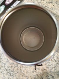SIGG Shield FLIP Wild Bear gyerek rozsdamentes acél kulacs, kék medvés mintával, 0,5 L — használt (állapot: lásd a 2. képet) 2