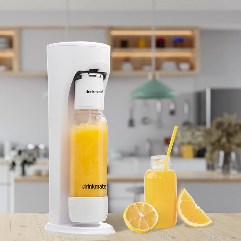 Drinkmate OmniFizz Szódagép - Bármilyen Italt Szénsavasít Hígítás Nélkül, 1L BPA-mentes Palackkal, Automatikus Működés, Piros