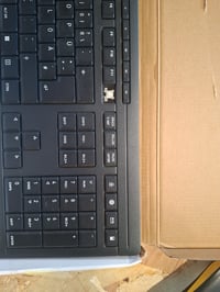 Bezdrôtová klávesnica CHERRY Stream, čierna, nemecké rozloženie, bezdrôtová, neúplný a používaný stav 3