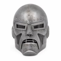 Prémiová prilba na hranie rolí Marvel Legends Series Doctor Doom – interaktívny kostým, bez zelenej textilnej kapucne (outlet) 1