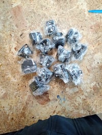 Yiows Falra Szerelhető Seprőtartó Készlet 14 db, Rozsdamentes Acél, Fali Akasztó Seprűhöz és Lapáthoz, Csavarokkal, Fekete 4