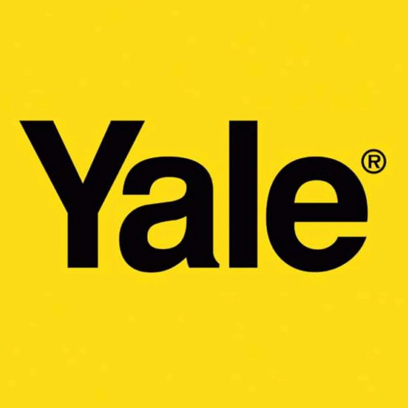 Yale 6500YGEC30INOX Keskeny Profilú Ajtózár - Rozsdamentes Acél, Háromponton Záródó, 30mm-es Entrada, Karos Kilinccsel, Modern Stílusú