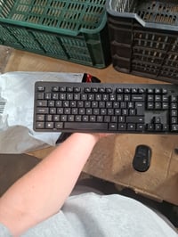 Bezdrôtová súprava klávesnice a myši Trust Ymo II, francúzske rozloženie AZERTY, čierna, používané 2