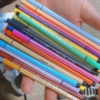 STABILO Pen 68 ARTY set flomastera, 30 komada raznih boja, srednji vrh za crtanje i — 1 kom (stanje: vidi 2. sliku) 2