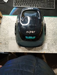 AIPER Scuba SE bežični robotski usisavač za bazene, 90 minuta rada, automatsko čišćenje sa samoparkiranjem, lagan i kompaktan dizajn, za ravno dno 4